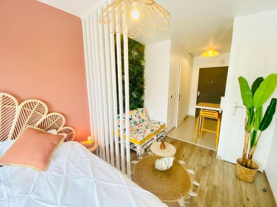 Lakaz Creole - Caen Centre Apartment Exterior foto